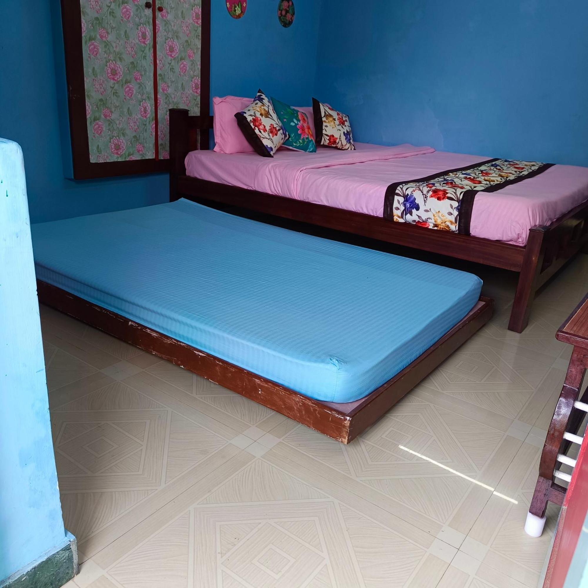 Blue Waves Homestay بونديتْشيري المظهر الخارجي الصورة