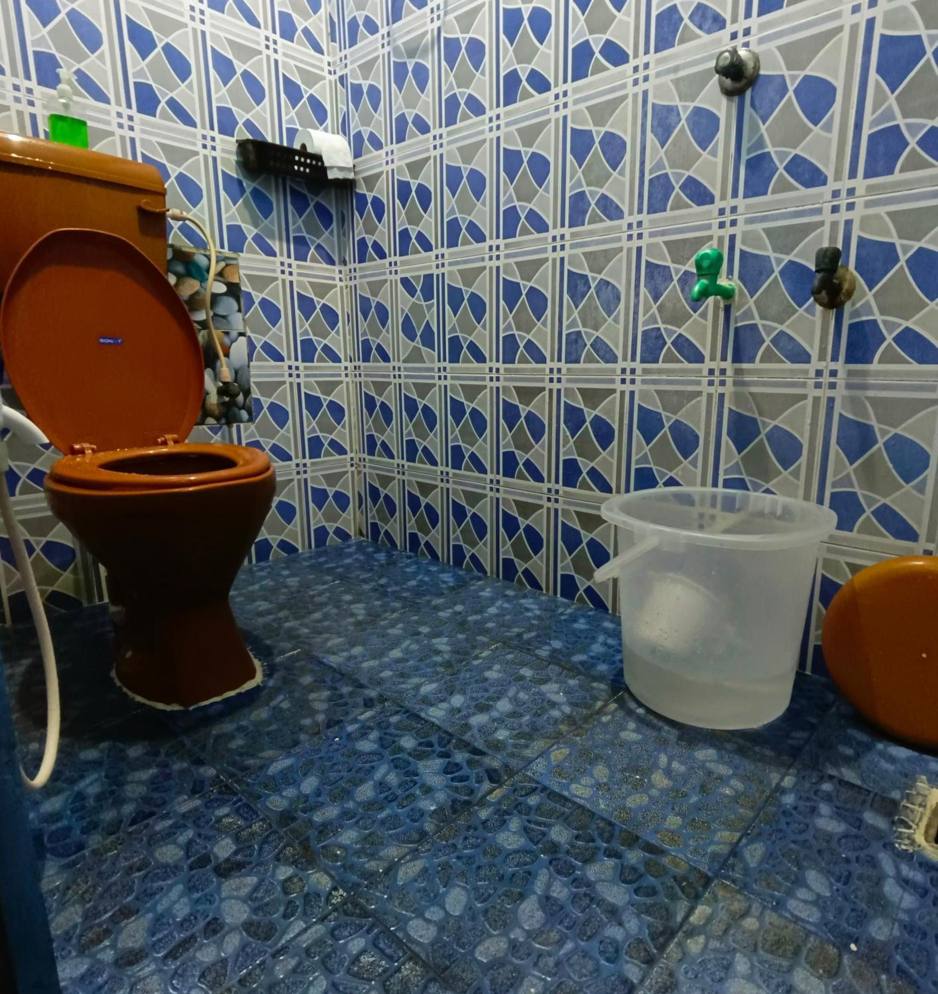 Blue Waves Homestay بونديتْشيري المظهر الخارجي الصورة